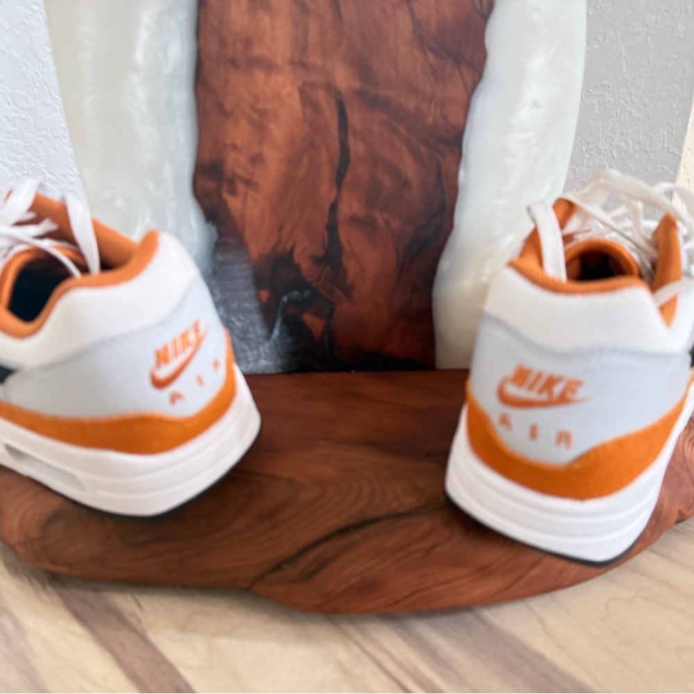 Nike Men’s Air Max 1 Monarch Running Sneakers - Picture 9 of 9